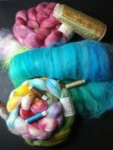 Load image into Gallery viewer, Surprise 4 Spinners